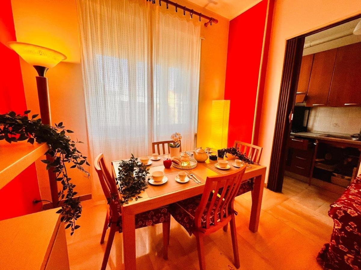 Sky Apartment A Due Passi Dalla Stazione コッレーニョ エクステリア 写真