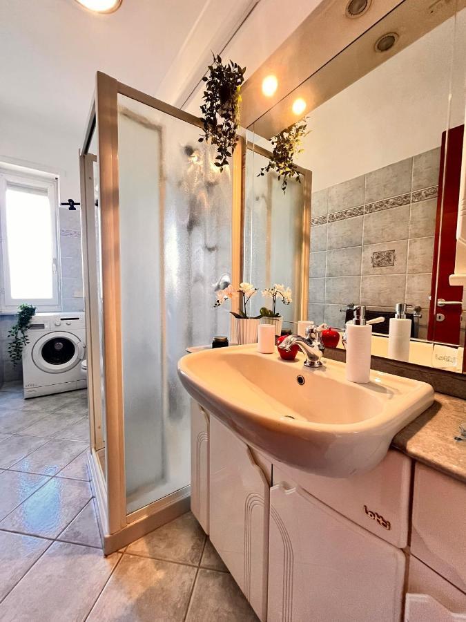 Sky Apartment A Due Passi Dalla Stazione コッレーニョ エクステリア 写真