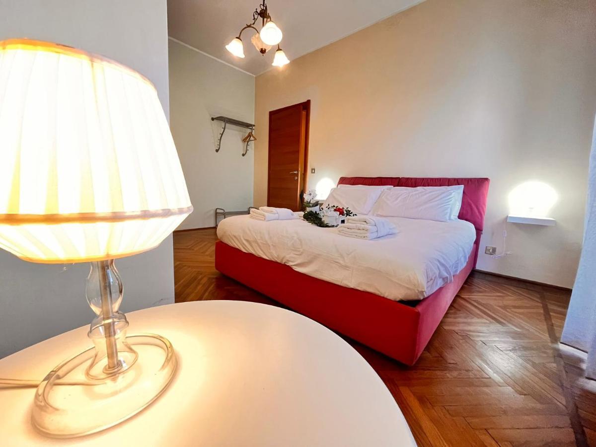 Sky Apartment A Due Passi Dalla Stazione コッレーニョ エクステリア 写真